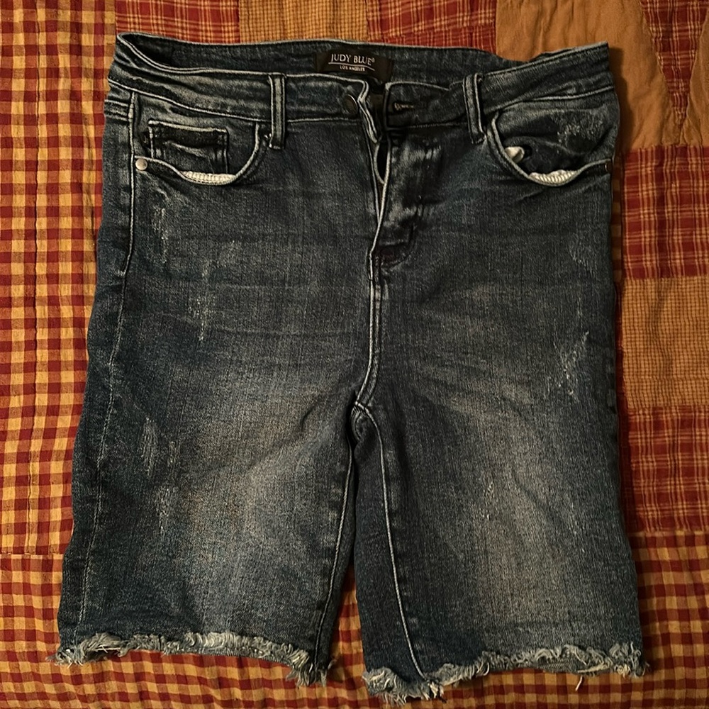 Judy Blue Bermuda shorts. These are a darker blue!